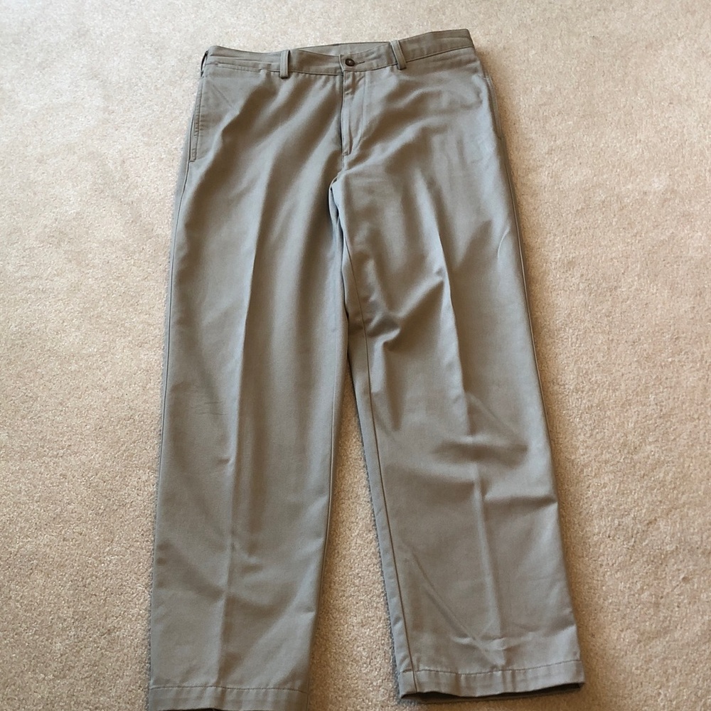 Savane khakis